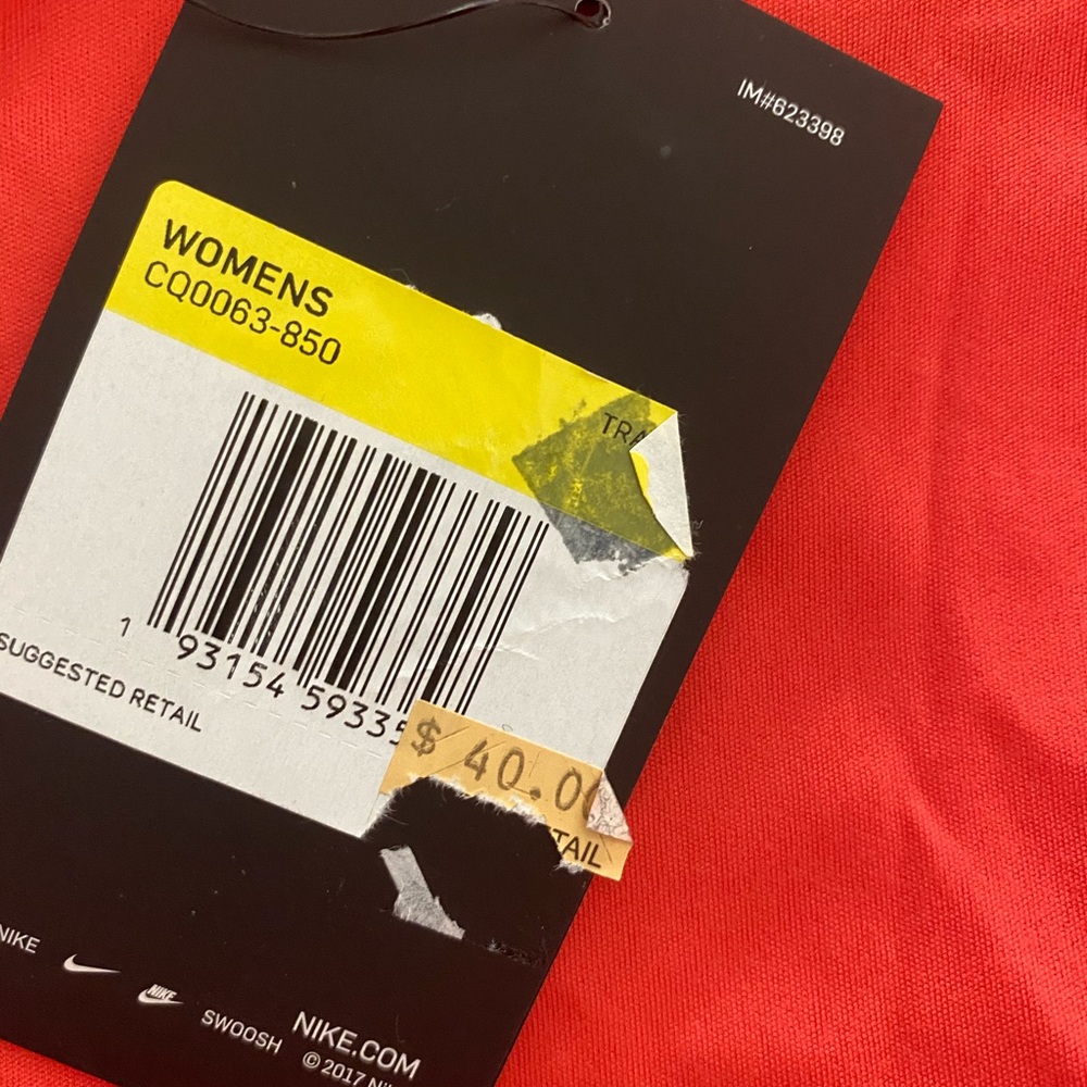 NIKE WOMENS Tank (Slim fit) Coral SIZE SMALL